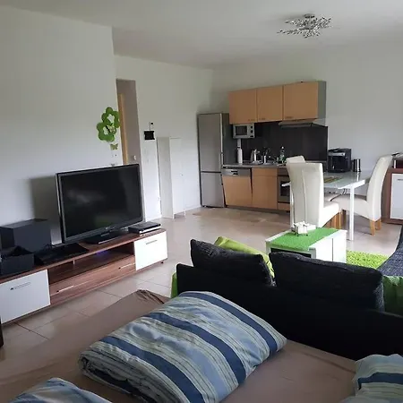 Ebenerdig Mit Terrasse & Garten, Wlan & Parkplatz! Self Check-in & Check-out! Schwedenofen! Auggen